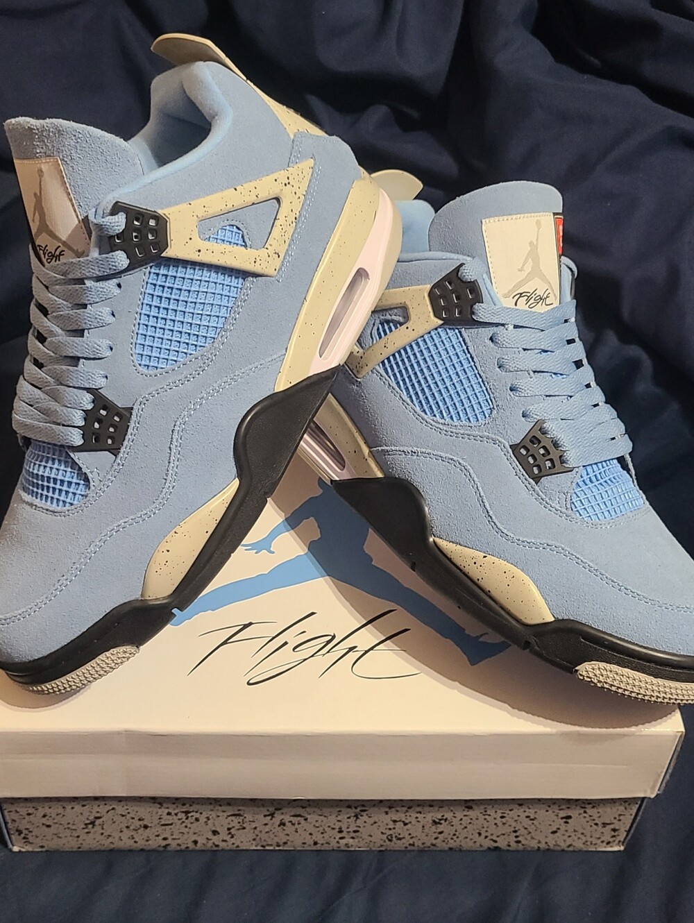 Jordan 4 Retro Low "University Blue"  New In Box! Mens 10/Womens 11.5